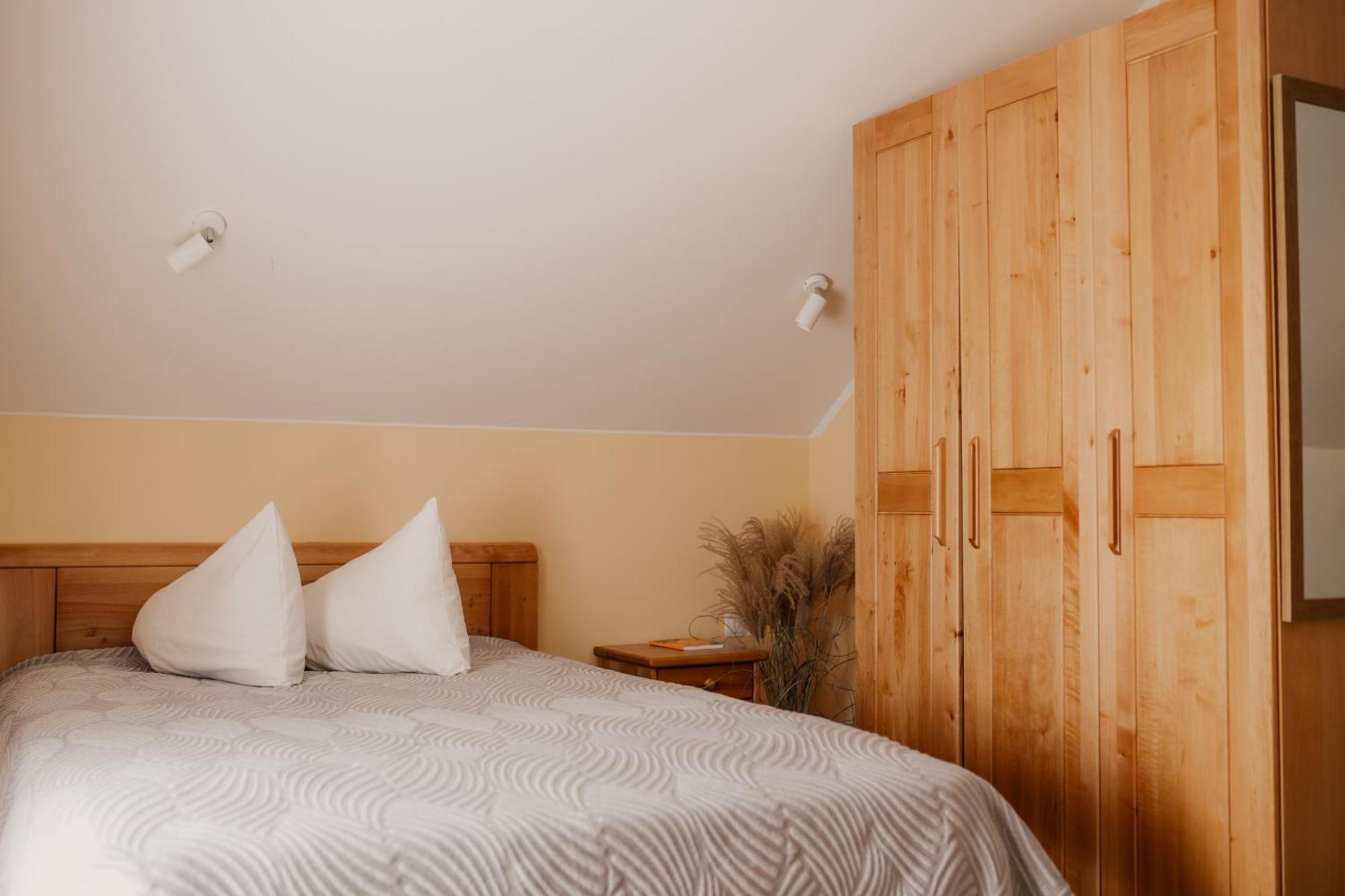 Saules Iela 2A Aparthotel Saldus Quarto foto